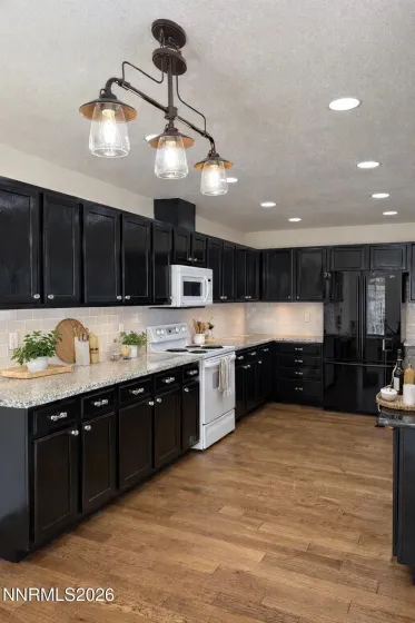 1086 Spoonbill, Sparks, Nevada 89441, 4 Bedrooms Bedrooms, ,2 BathroomsBathrooms,Residential,Residential,Spoonbill,260004709