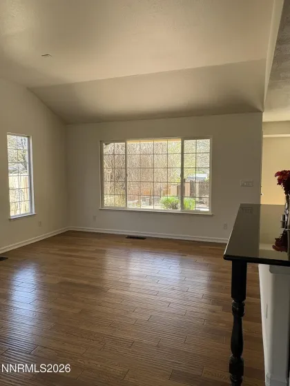 1086 Spoonbill, Sparks, Nevada 89441, 4 Bedrooms Bedrooms, ,2 BathroomsBathrooms,Residential,Residential,Spoonbill,260004709