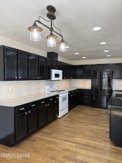 1086 Spoonbill, Sparks, Nevada 89441, 4 Bedrooms Bedrooms, ,2 BathroomsBathrooms,Residential,Residential,Spoonbill,260004709