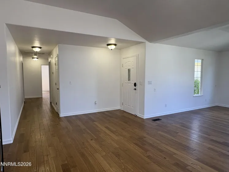 1086 Spoonbill, Sparks, Nevada 89441, 4 Bedrooms Bedrooms, ,2 BathroomsBathrooms,Residential,Residential,Spoonbill,260004709