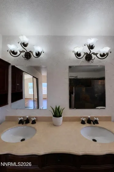 1086 Spoonbill, Sparks, Nevada 89441, 4 Bedrooms Bedrooms, ,2 BathroomsBathrooms,Residential,Residential,Spoonbill,260004709