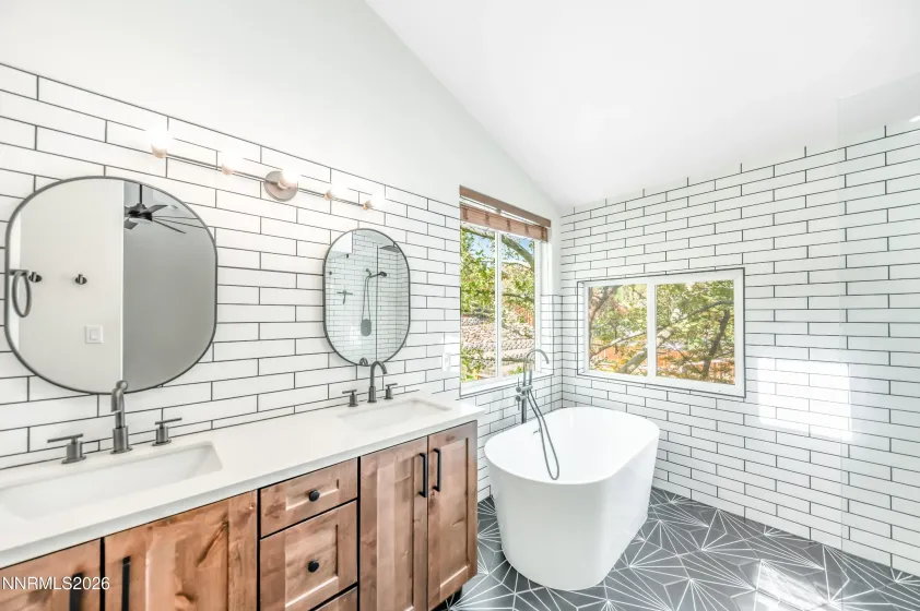 1705 Sierra Highlands, Reno, Nevada 89523, 3 Bedrooms Bedrooms, ,3 BathroomsBathrooms,Residential,Residential,Sierra Highlands,260004710