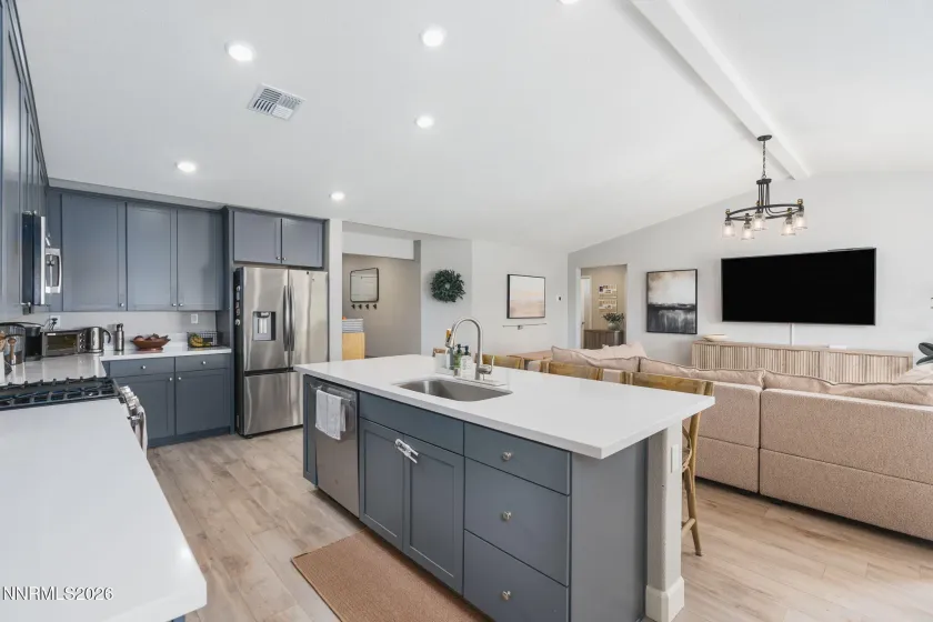 554 Fox Branch Drive, Sparks, Nevada 89441, 5 Bedrooms Bedrooms, ,3 BathroomsBathrooms,Residential,Residential,Fox Branch Drive,260004718