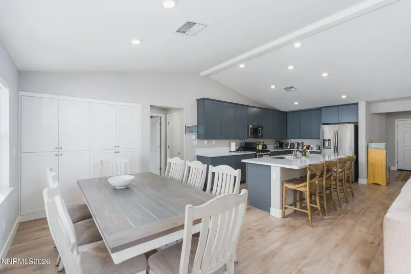 554 Fox Branch Drive, Sparks, Nevada 89441, 5 Bedrooms Bedrooms, ,3 BathroomsBathrooms,Residential,Residential,Fox Branch Drive,260004718