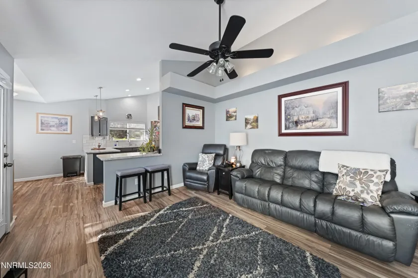 994 Lilac, Minden, Nevada 89423, 3 Bedrooms Bedrooms, ,2 BathroomsBathrooms,Residential,Residential,Lilac,260004720