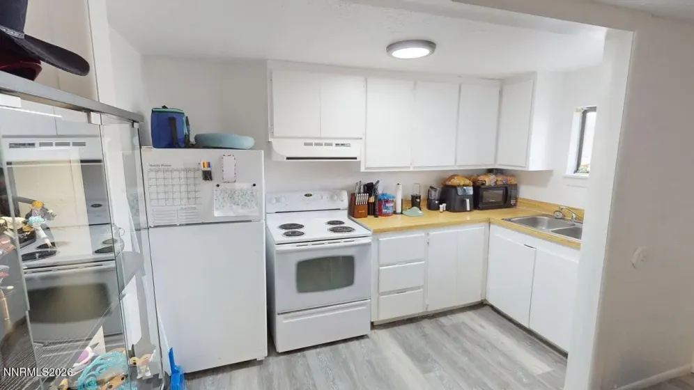 59 5th, Battle Mountain, Nevada 89820, 2 Bedrooms Bedrooms, ,1 BathroomBathrooms,Residential Income,Residential,5th,260004721