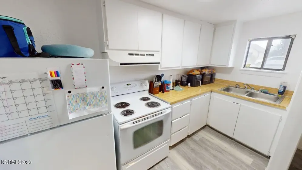 59 5th, Battle Mountain, Nevada 89820, 2 Bedrooms Bedrooms, ,1 BathroomBathrooms,Residential Income,Residential,5th,260004721