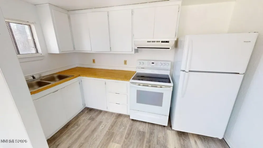 59 5th, Battle Mountain, Nevada 89820, 2 Bedrooms Bedrooms, ,1 BathroomBathrooms,Residential Income,Residential,5th,260004721