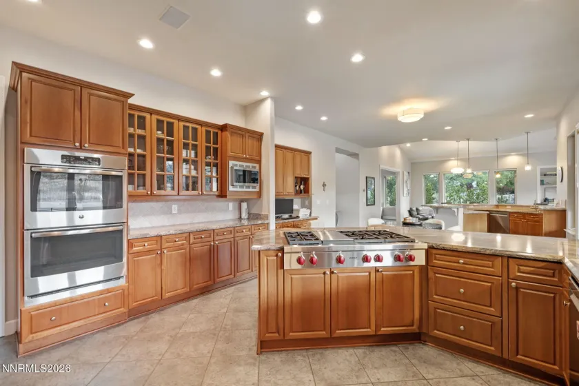 Kitchen (GE Dbl Oven)