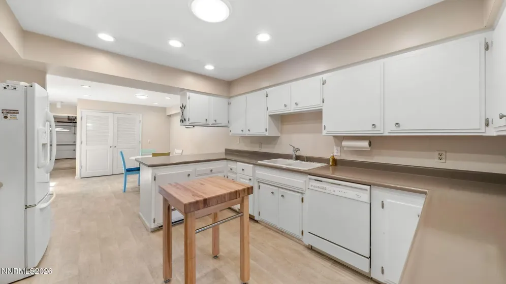 4920 Plumas, Reno, Nevada 89509, 2 Bedrooms Bedrooms, ,3 BathroomsBathrooms,Residential,Residential,Plumas,260004725