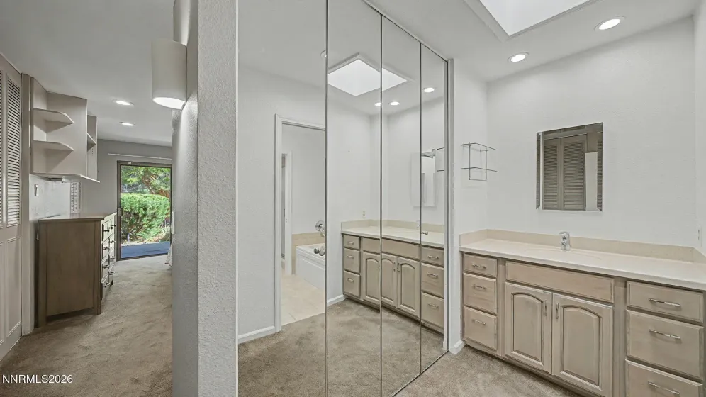 4920 Plumas, Reno, Nevada 89509, 2 Bedrooms Bedrooms, ,3 BathroomsBathrooms,Residential,Residential,Plumas,260004725