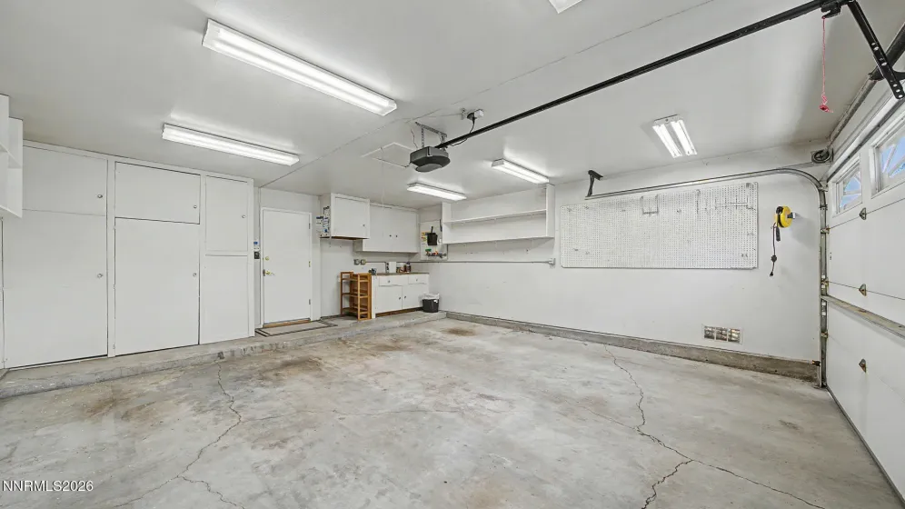 4920 Plumas, Reno, Nevada 89509, 2 Bedrooms Bedrooms, ,3 BathroomsBathrooms,Residential,Residential,Plumas,260004725