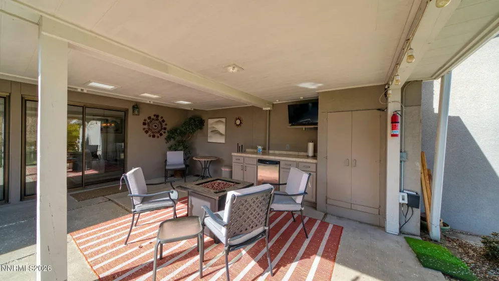 4920 Plumas, Reno, Nevada 89509, 2 Bedrooms Bedrooms, ,3 BathroomsBathrooms,Residential,Residential,Plumas,260004725