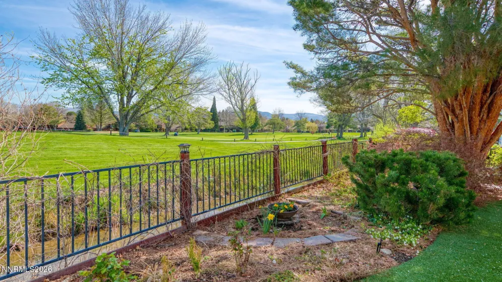 4920 Plumas, Reno, Nevada 89509, 2 Bedrooms Bedrooms, ,3 BathroomsBathrooms,Residential,Residential,Plumas,260004725