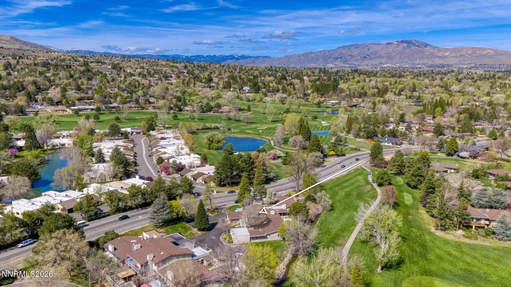 4920 Plumas, Reno, Nevada 89509, 2 Bedrooms Bedrooms, ,3 BathroomsBathrooms,Residential,Residential,Plumas,260004725