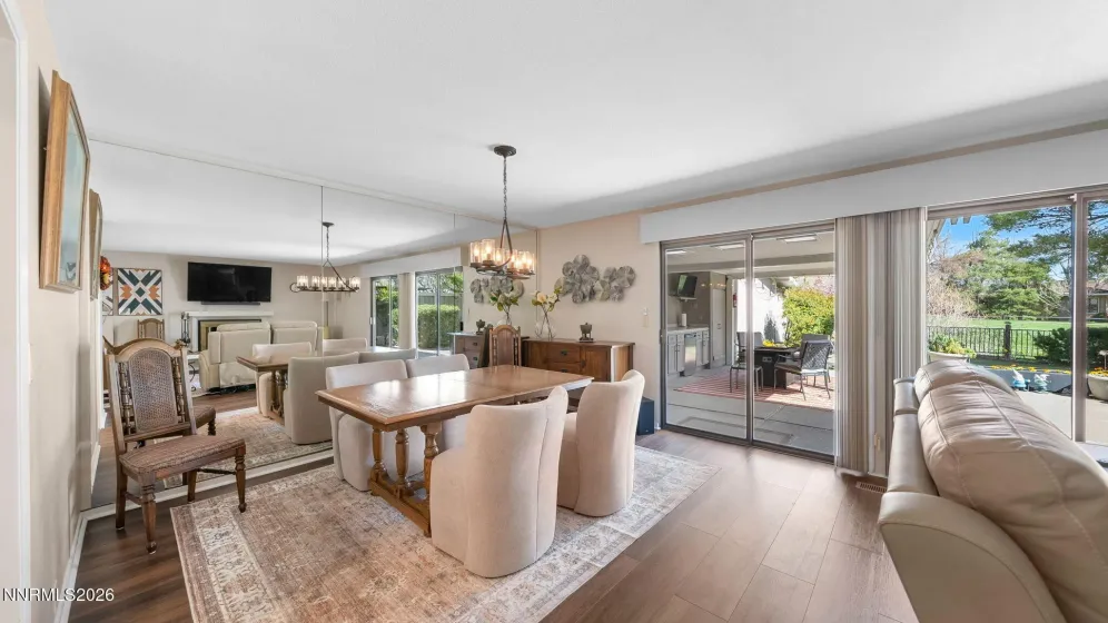 4920 Plumas, Reno, Nevada 89509, 2 Bedrooms Bedrooms, ,3 BathroomsBathrooms,Residential,Residential,Plumas,260004725