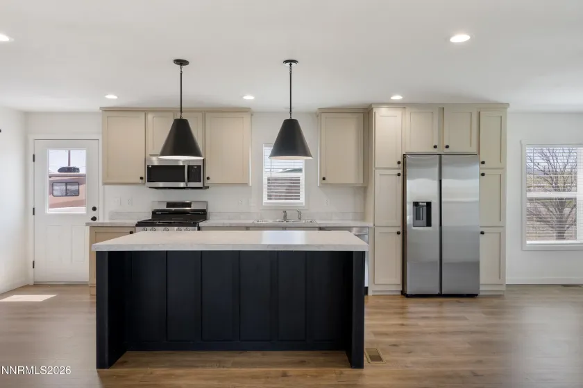 2950 Truckee, Silver Springs, Nevada 89429, 3 Bedrooms Bedrooms, ,2 BathroomsBathrooms,Residential,Residential,Truckee,260004727