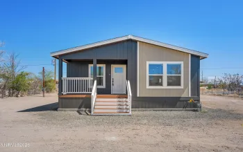 2950 Truckee, Silver Springs, Nevada 89429, 3 Bedrooms Bedrooms, ,2 BathroomsBathrooms,Residential,Residential,Truckee,260004727