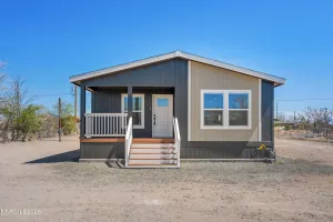 2950 Truckee, Silver Springs, Nevada 89429, 3 Bedrooms Bedrooms, ,2 BathroomsBathrooms,Residential,Residential,Truckee,260004727