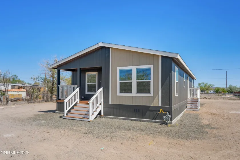 2950 Truckee, Silver Springs, Nevada 89429, 3 Bedrooms Bedrooms, ,2 BathroomsBathrooms,Residential,Residential,Truckee,260004727