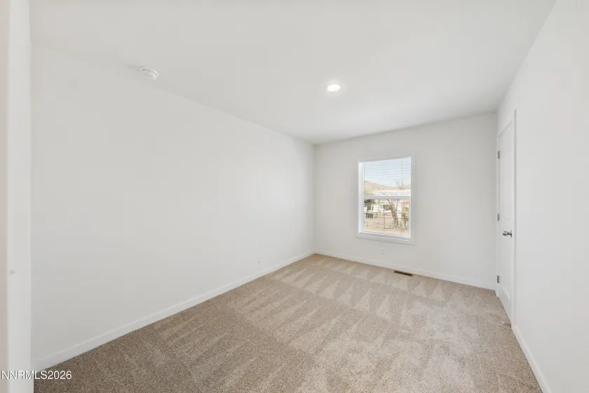 2950 Truckee, Silver Springs, Nevada 89429, 3 Bedrooms Bedrooms, ,2 BathroomsBathrooms,Residential,Residential,Truckee,260004727