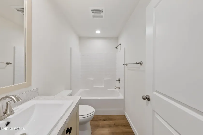 2950 Truckee, Silver Springs, Nevada 89429, 3 Bedrooms Bedrooms, ,2 BathroomsBathrooms,Residential,Residential,Truckee,260004727