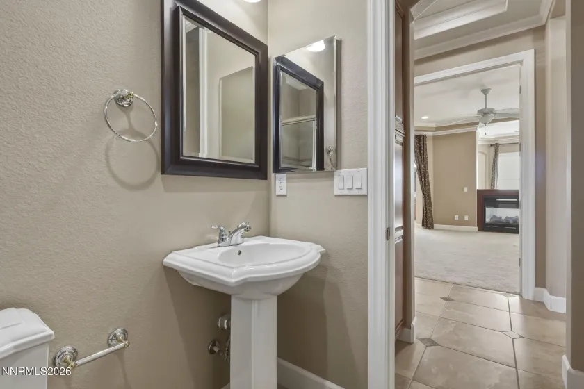 3601 Desert Fox, Sparks, Nevada 89436, 5 Bedrooms Bedrooms, ,3 BathroomsBathrooms,Residential,Residential,Desert Fox,260004729