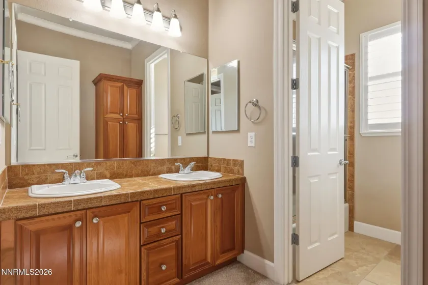 3601 Desert Fox, Sparks, Nevada 89436, 5 Bedrooms Bedrooms, ,3 BathroomsBathrooms,Residential,Residential,Desert Fox,260004729