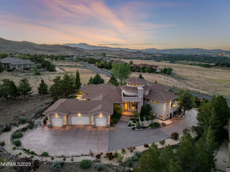 3387 Nambe, Reno, Nevada 89511, 5 Bedrooms Bedrooms, ,4 BathroomsBathrooms,Residential,Residential,Nambe,250051362