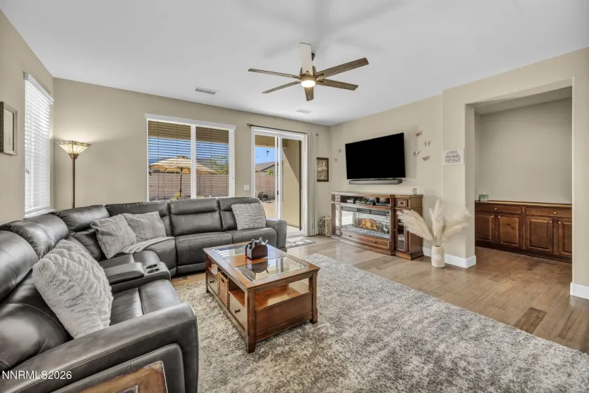 10020 Ignacio, Reno, Nevada 89521, 3 Bedrooms Bedrooms, ,2 BathroomsBathrooms,Residential,Residential,Ignacio,260004731