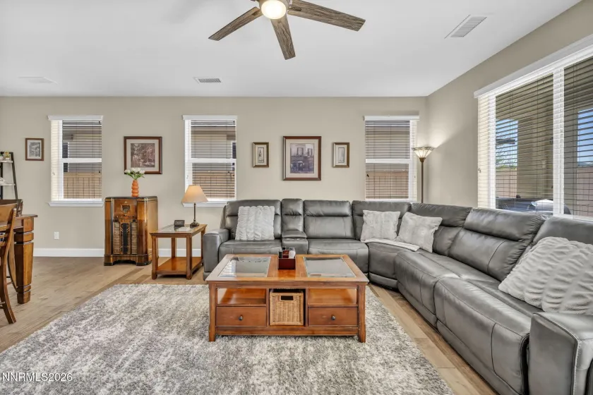 10020 Ignacio, Reno, Nevada 89521, 3 Bedrooms Bedrooms, ,2 BathroomsBathrooms,Residential,Residential,Ignacio,260004731