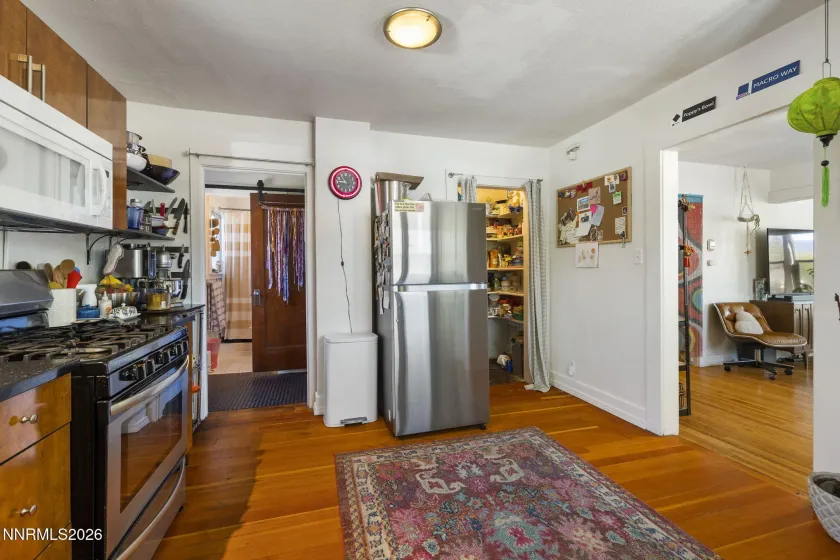 307 Moran, Reno, Nevada 89502, 2 Bedrooms Bedrooms, ,3 BathroomsBathrooms,Residential Income,Residential,Moran,260004733