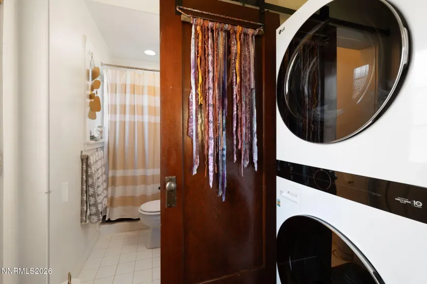 307 Moran, Reno, Nevada 89502, 2 Bedrooms Bedrooms, ,3 BathroomsBathrooms,Residential Income,Residential,Moran,260004733