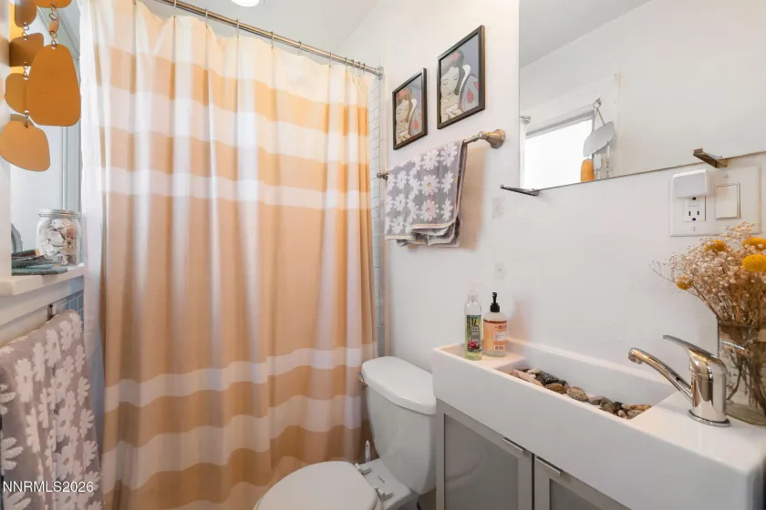 307 Moran, Reno, Nevada 89502, 2 Bedrooms Bedrooms, ,3 BathroomsBathrooms,Residential Income,Residential,Moran,260004733