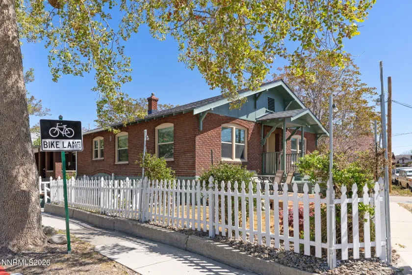 307 Moran, Reno, Nevada 89502, 2 Bedrooms Bedrooms, ,3 BathroomsBathrooms,Residential Income,Residential,Moran,260004733