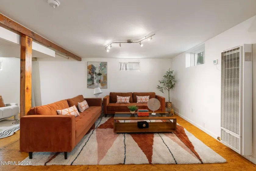 307 Moran, Reno, Nevada 89502, 2 Bedrooms Bedrooms, ,3 BathroomsBathrooms,Residential Income,Residential,Moran,260004733