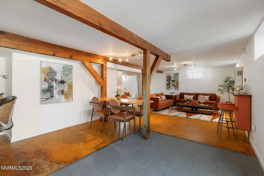 307 Moran, Reno, Nevada 89502, 2 Bedrooms Bedrooms, ,3 BathroomsBathrooms,Residential Income,Residential,Moran,260004733