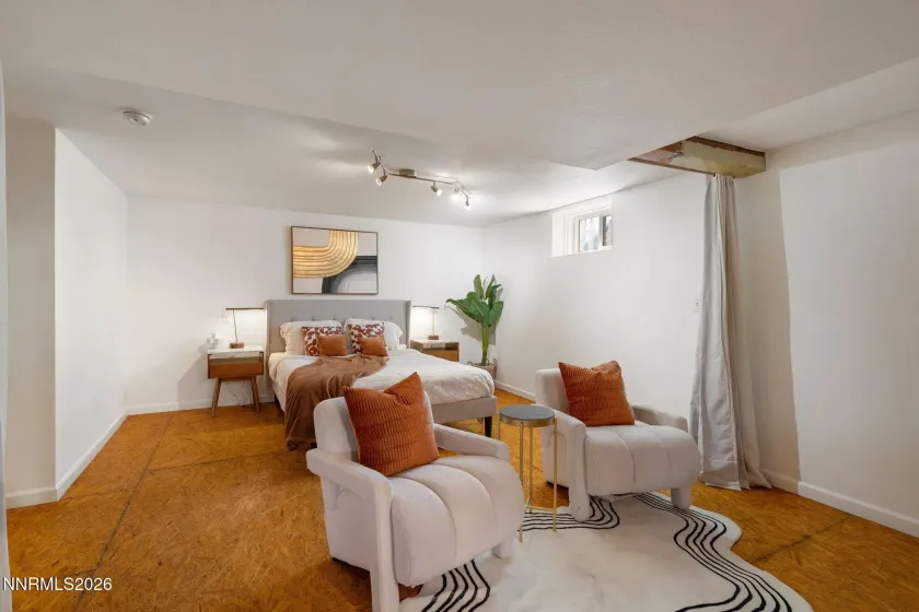 307 Moran, Reno, Nevada 89502, 2 Bedrooms Bedrooms, ,3 BathroomsBathrooms,Residential Income,Residential,Moran,260004733