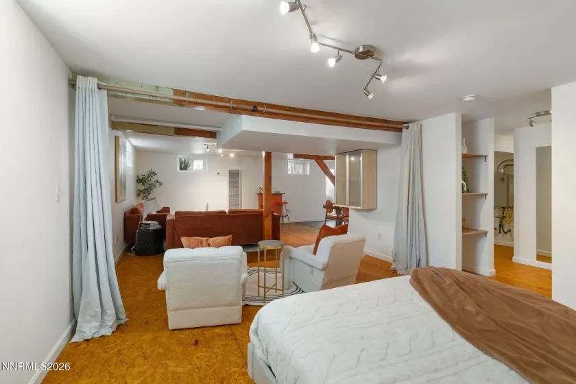 307 Moran, Reno, Nevada 89502, 2 Bedrooms Bedrooms, ,3 BathroomsBathrooms,Residential Income,Residential,Moran,260004733