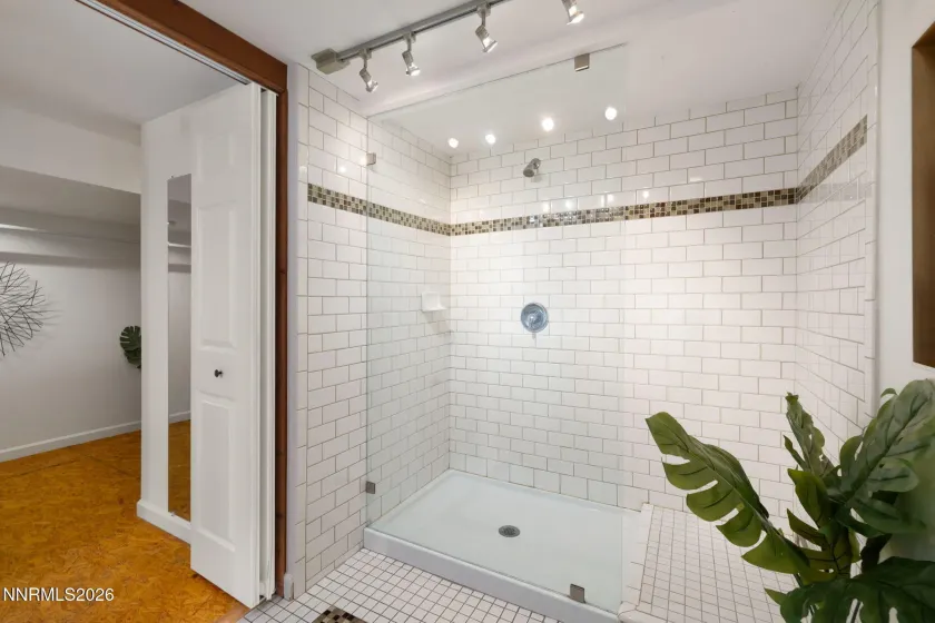 307 Moran, Reno, Nevada 89502, 2 Bedrooms Bedrooms, ,3 BathroomsBathrooms,Residential Income,Residential,Moran,260004733