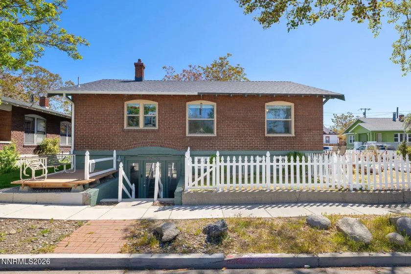 307 Moran, Reno, Nevada 89502, 2 Bedrooms Bedrooms, ,3 BathroomsBathrooms,Residential Income,Residential,Moran,260004733