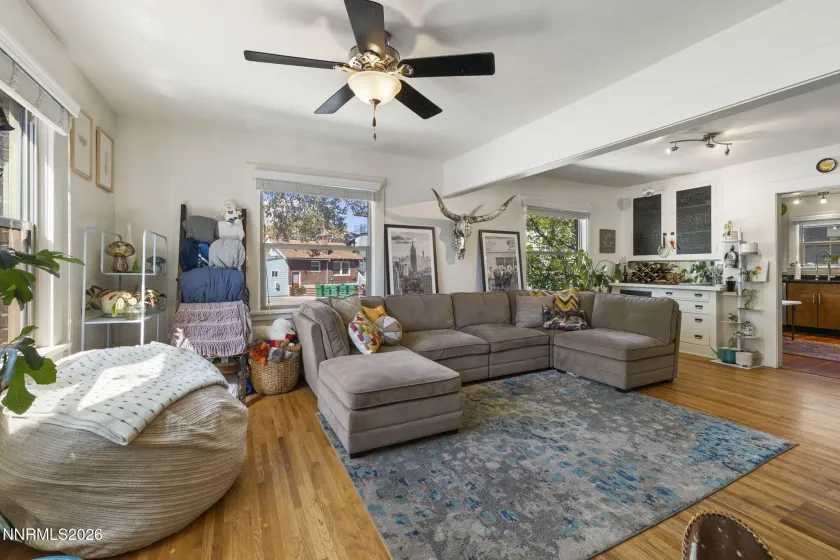 307 Moran, Reno, Nevada 89502, 2 Bedrooms Bedrooms, ,3 BathroomsBathrooms,Residential Income,Residential,Moran,260004733