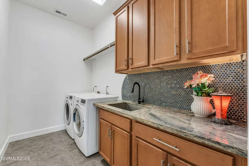 9728 Silverspar, Reno, Nevada 89521, 4 Bedrooms Bedrooms, ,4 BathroomsBathrooms,Residential,Residential,Silverspar,260003128