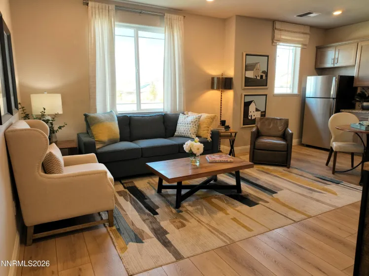 2314 Seaberry, Sparks, Nevada 89441, 4 Bedrooms Bedrooms, ,3 BathroomsBathrooms,Residential,Residential,Seaberry,260004736