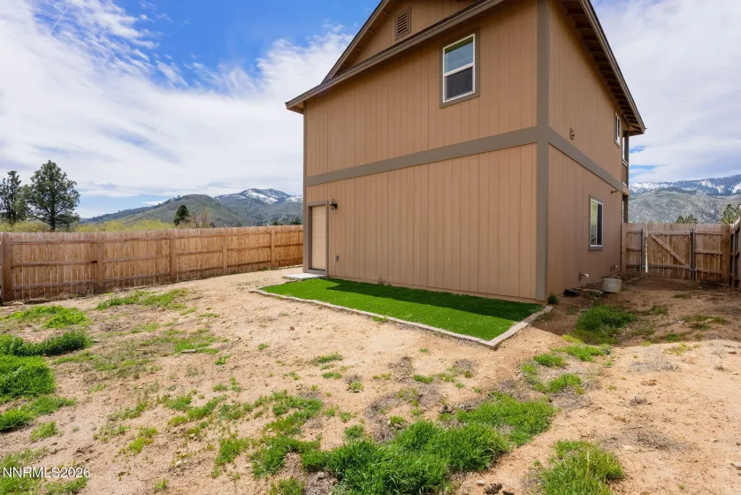 5077 Whitman, Washoe Valley, Nevada 89704, 1 Bedroom Bedrooms, ,1 BathroomBathrooms,Residential,Residential,Whitman,260004740