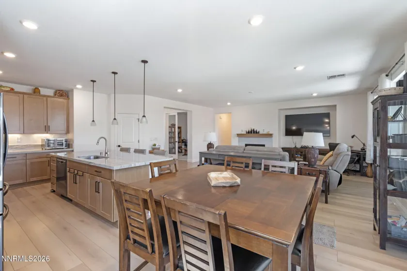 2266 Cloud Berry, Sparks, Nevada 89441, 4 Bedrooms Bedrooms, ,3 BathroomsBathrooms,Residential,Residential,Cloud Berry,260004738