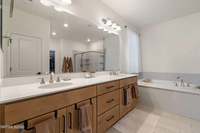 2266 Cloud Berry, Sparks, Nevada 89441, 4 Bedrooms Bedrooms, ,3 BathroomsBathrooms,Residential,Residential,Cloud Berry,260004738