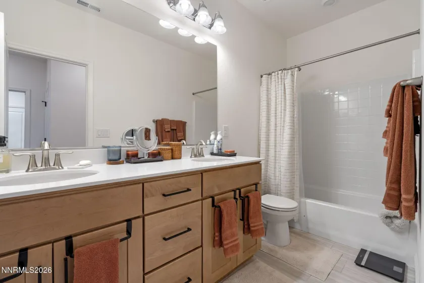 2266 Cloud Berry, Sparks, Nevada 89441, 4 Bedrooms Bedrooms, ,3 BathroomsBathrooms,Residential,Residential,Cloud Berry,260004738