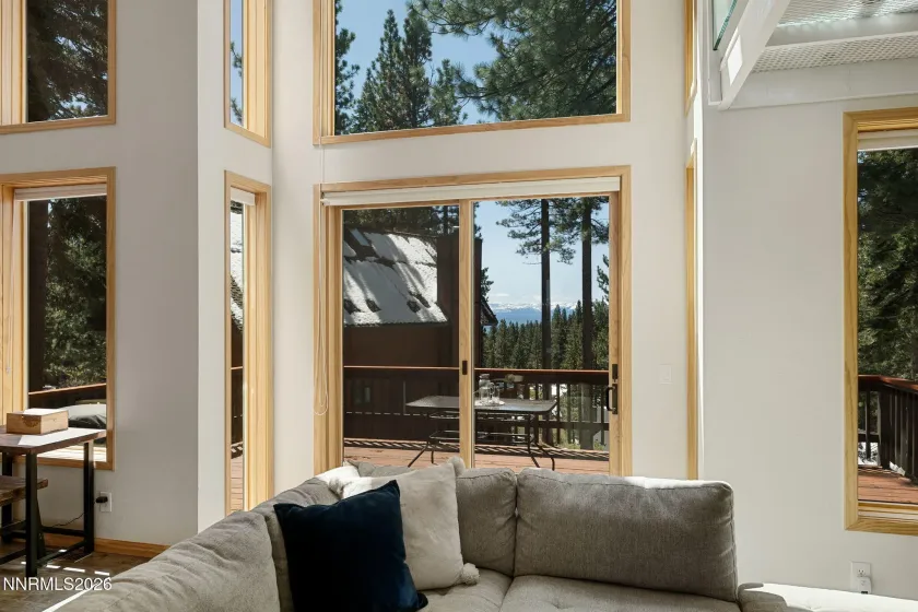 949 Dana, Incline Village, Nevada 89451, 3 Bedrooms Bedrooms, ,2 BathroomsBathrooms,Residential,Residential,Dana,260004741