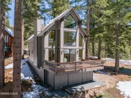 949 Dana, Incline Village, Nevada 89451, 3 Bedrooms Bedrooms, ,2 BathroomsBathrooms,Residential,Residential,Dana,260004741